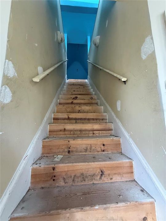 En Venta: $399,999 (4 camas, 3 baños, 4406 Pies cuadrados)