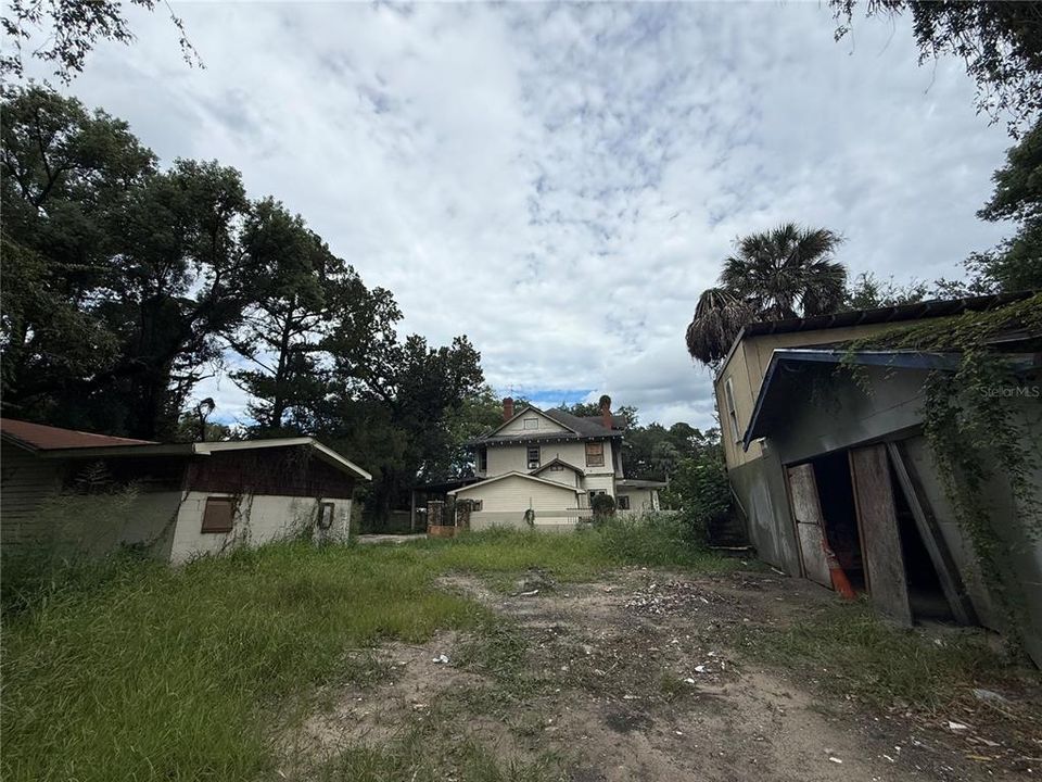 En Venta: $399,999 (4 camas, 3 baños, 4406 Pies cuadrados)