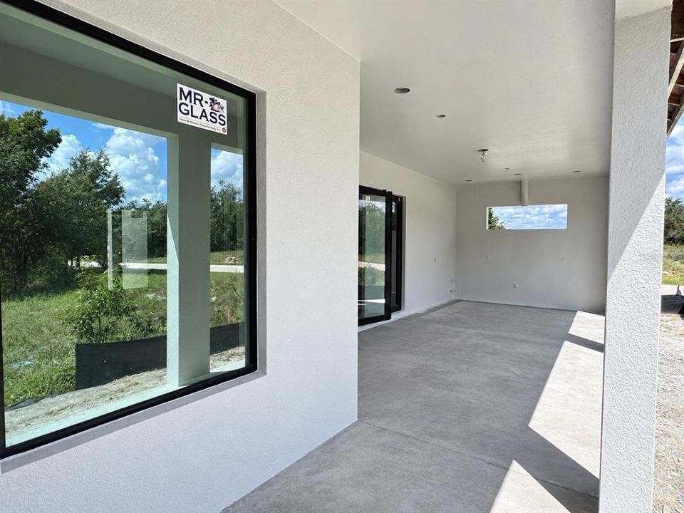 En Venta: $449,900 (4 camas, 3 baños, 1931 Pies cuadrados)