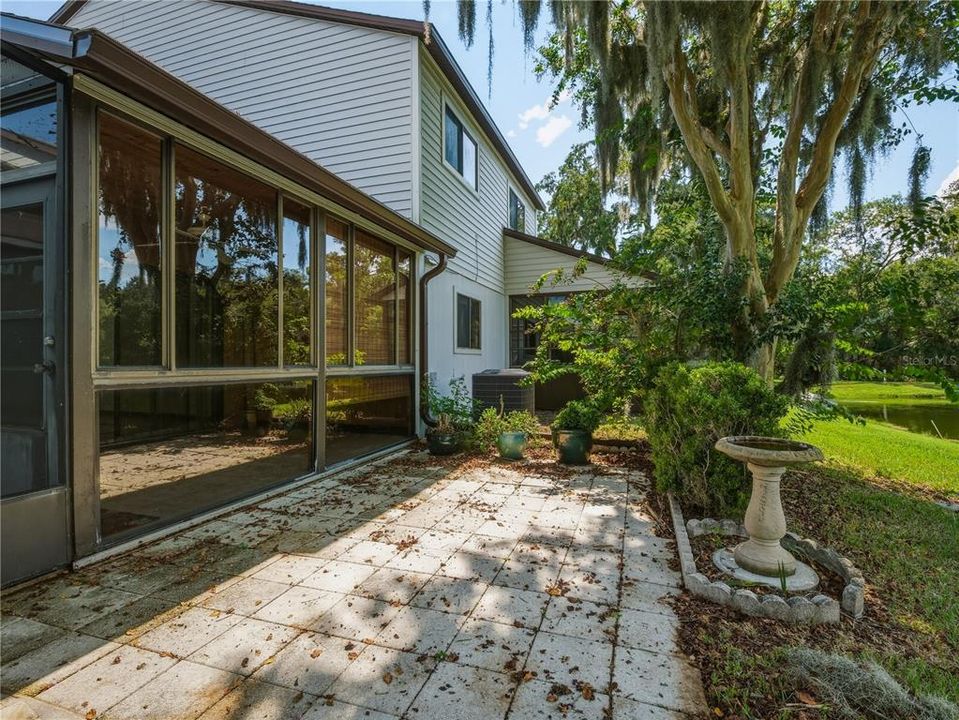 En Venta: $245,000 (2 camas, 2 baños, 1054 Pies cuadrados)