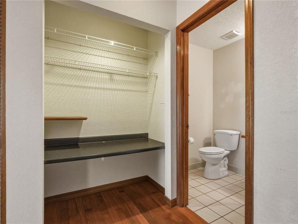 En Venta: $245,000 (2 camas, 2 baños, 1054 Pies cuadrados)