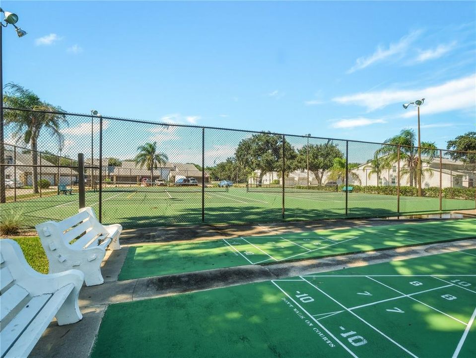 En Venta: $245,000 (2 camas, 2 baños, 1054 Pies cuadrados)