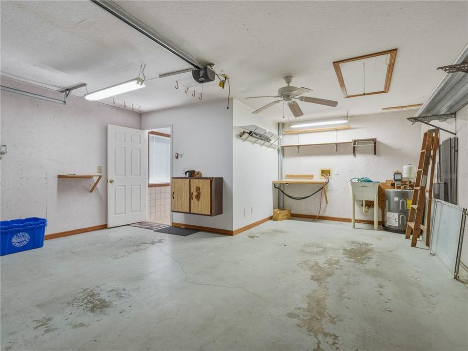En Venta: $245,000 (2 camas, 2 baños, 1054 Pies cuadrados)