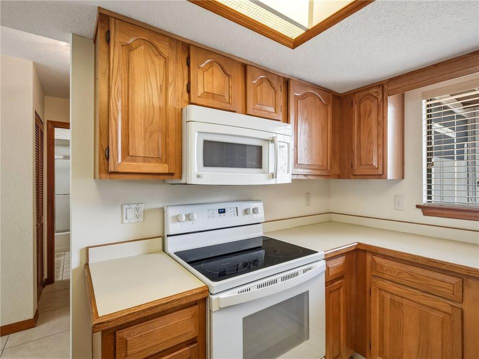 En Venta: $245,000 (2 camas, 2 baños, 1054 Pies cuadrados)