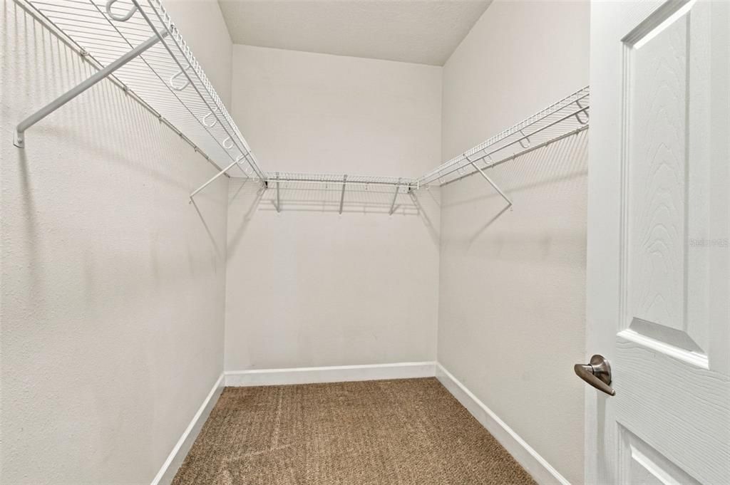En Venta: $551,000 (4 camas, 2 baños, 1837 Pies cuadrados)