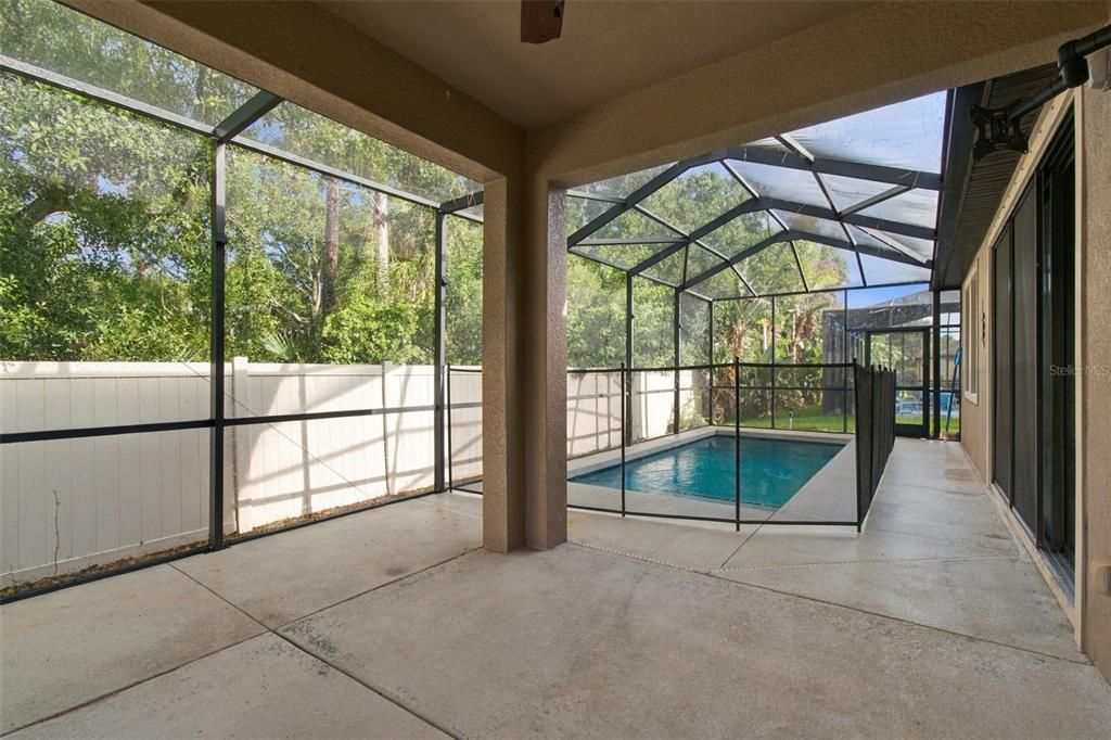 En Venta: $551,000 (4 camas, 2 baños, 1837 Pies cuadrados)
