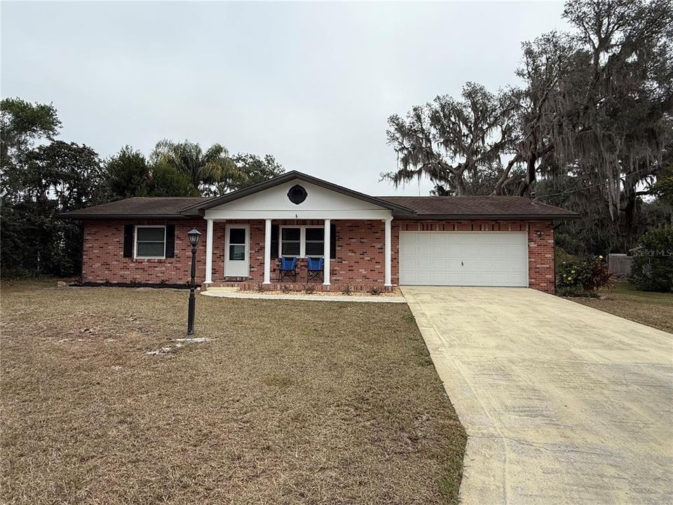For Rent: $2,300 (3 beds, 2 baths, 1541 Square Feet)