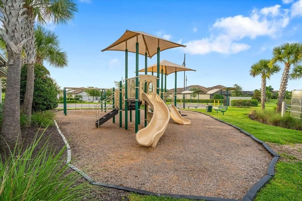 For Rent: $3,200 (4 beds, 3 baths, 2032 Square Feet)