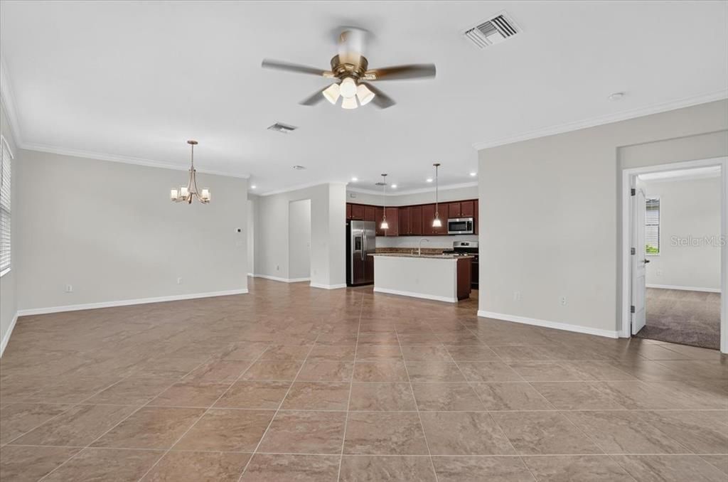 For Rent: $3,200 (4 beds, 3 baths, 2032 Square Feet)