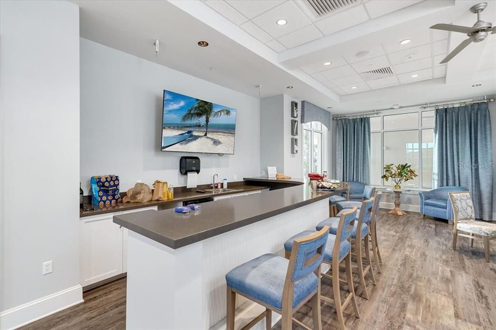 For Rent: $3,200 (4 beds, 3 baths, 2032 Square Feet)