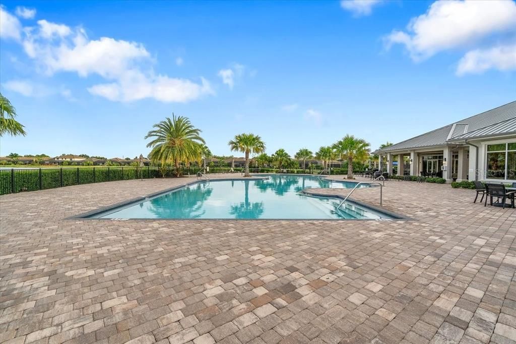 For Rent: $3,200 (4 beds, 3 baths, 2032 Square Feet)
