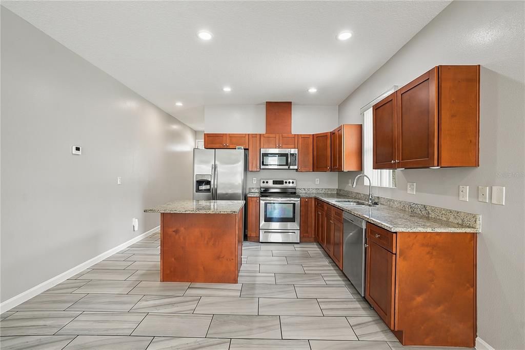 For Rent: $2,850 (3 beds, 2 baths, 1432 Square Feet)