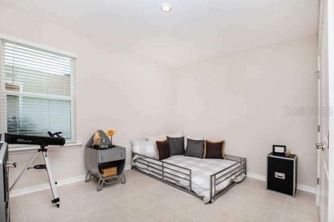For Sale: $354,900 (4 beds, 2 baths, 2052 Square Feet)