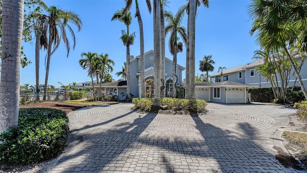 En Venta: $2,550,000 (3 camas, 4 baños, 3743 Pies cuadrados)