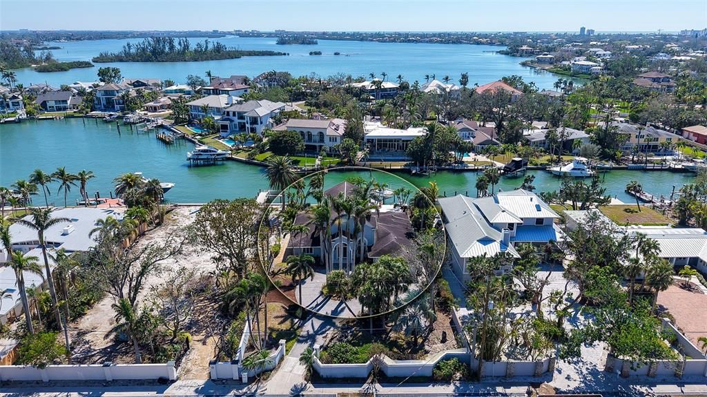 En Venta: $2,550,000 (3 camas, 4 baños, 3743 Pies cuadrados)