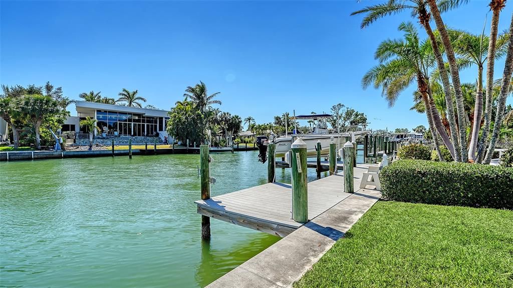 En Venta: $2,550,000 (3 camas, 4 baños, 3743 Pies cuadrados)