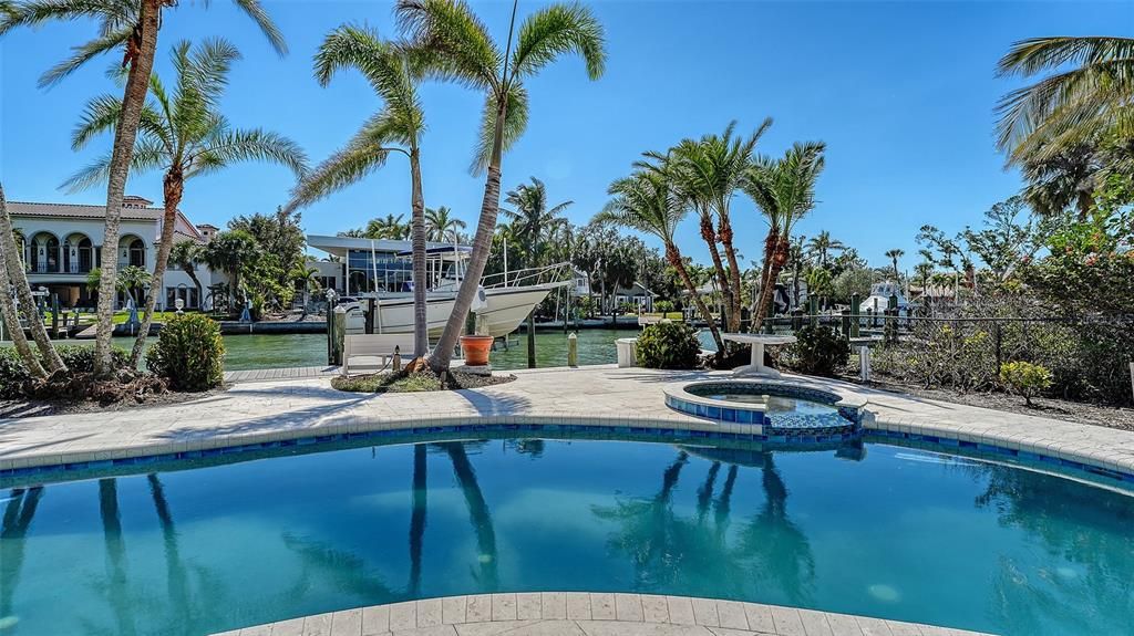 En Venta: $2,550,000 (3 camas, 4 baños, 3743 Pies cuadrados)