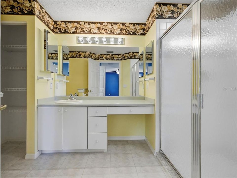 En Venta: $349,900 (2 camas, 2 baños, 1903 Pies cuadrados)