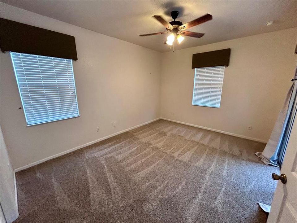 For Rent: $2,350 (6 beds, 4 baths, 2323 Square Feet)