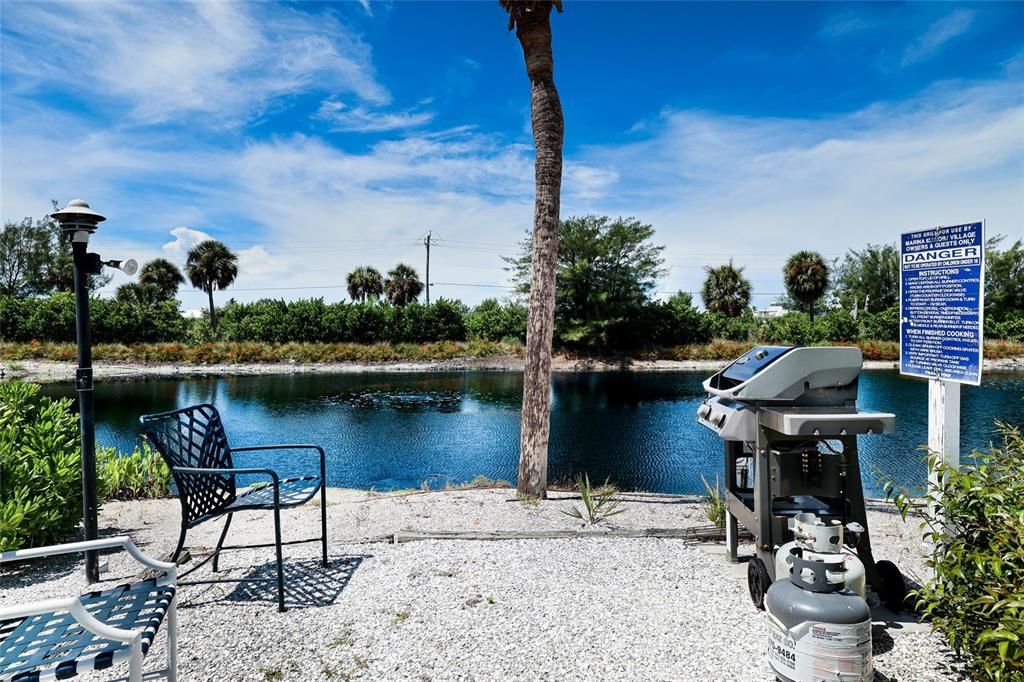 For Sale: $1,240,000 (2 beds, 2 baths, 1229 Square Feet)