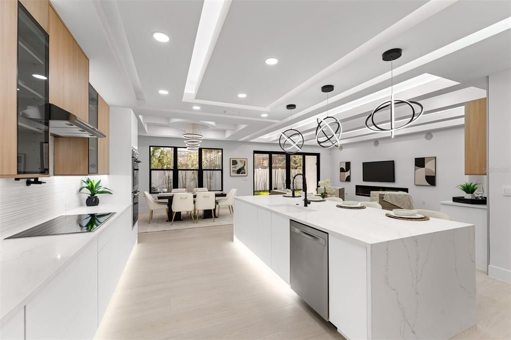 En Venta: $2,500,000 (5 camas, 4 baños, 3700 Pies cuadrados)