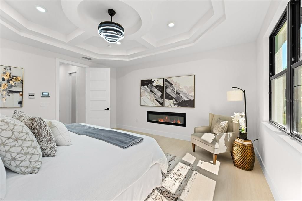En Venta: $2,500,000 (5 camas, 4 baños, 3700 Pies cuadrados)