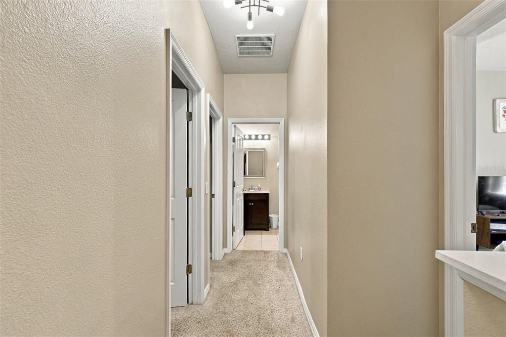 For Sale: $250,000 (3 beds, 2 baths, 1262 Square Feet)