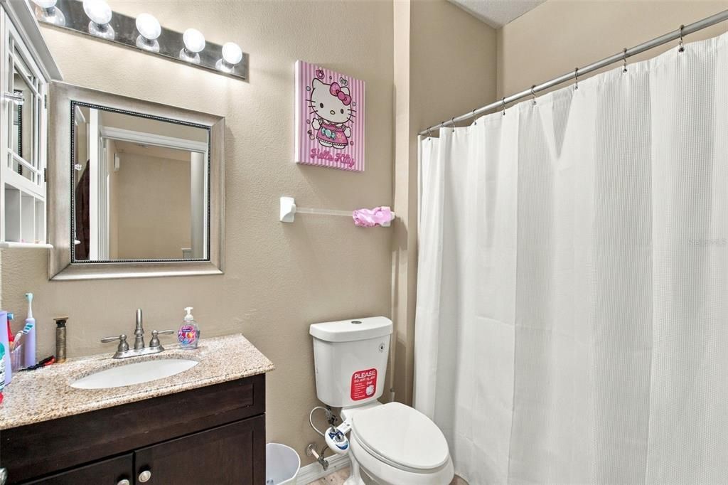 For Sale: $250,000 (3 beds, 2 baths, 1262 Square Feet)