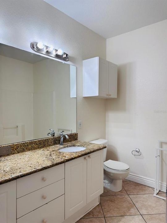 В аренду: $1,750 (1 спален, 1 ванн, 890 Квадратных фут)
