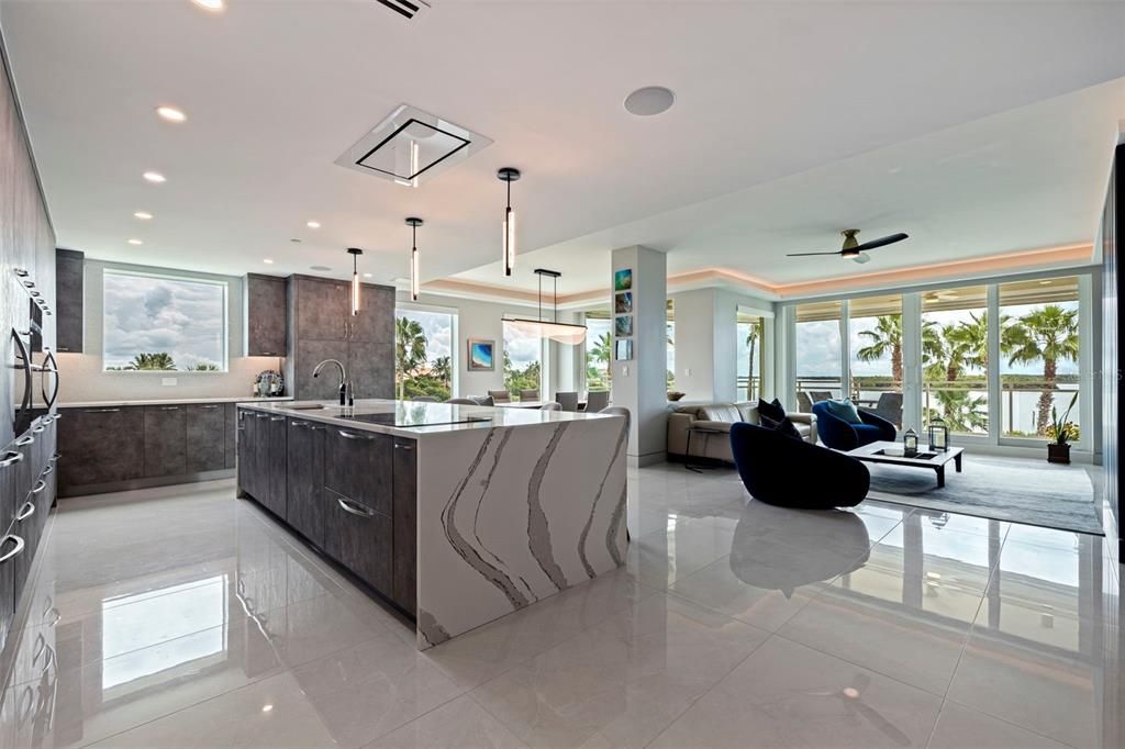 For Sale: $3,275,000 (3 beds, 2 baths, 2721 Square Feet)