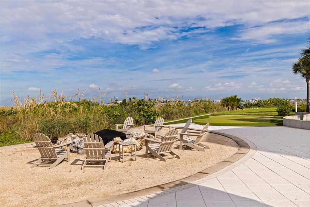 For Sale: $3,275,000 (3 beds, 2 baths, 2721 Square Feet)
