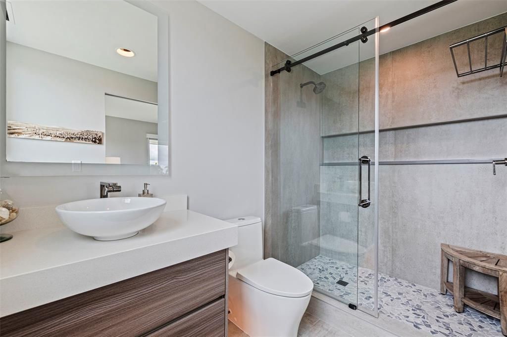 For Sale: $3,275,000 (3 beds, 2 baths, 2721 Square Feet)
