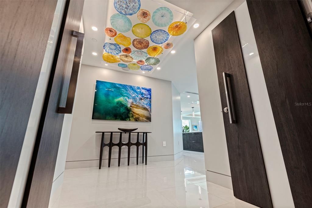 For Sale: $3,275,000 (3 beds, 2 baths, 2721 Square Feet)