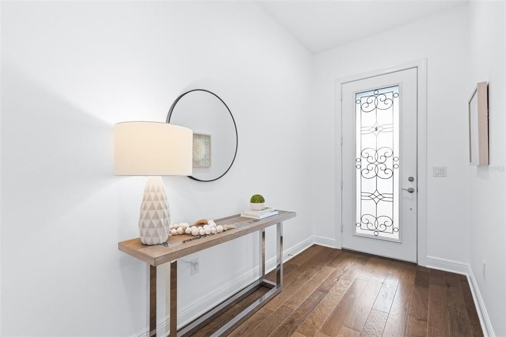 En Venta: $640,000 (3 camas, 3 baños, 2488 Pies cuadrados)