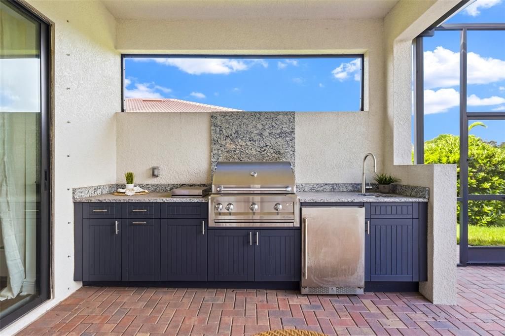 En Venta: $640,000 (3 camas, 3 baños, 2488 Pies cuadrados)