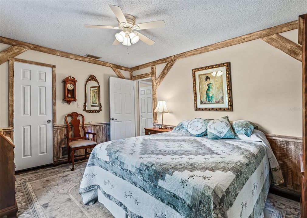 For Sale: $1,150,000 (4 beds, 3 baths, 3542 Square Feet)