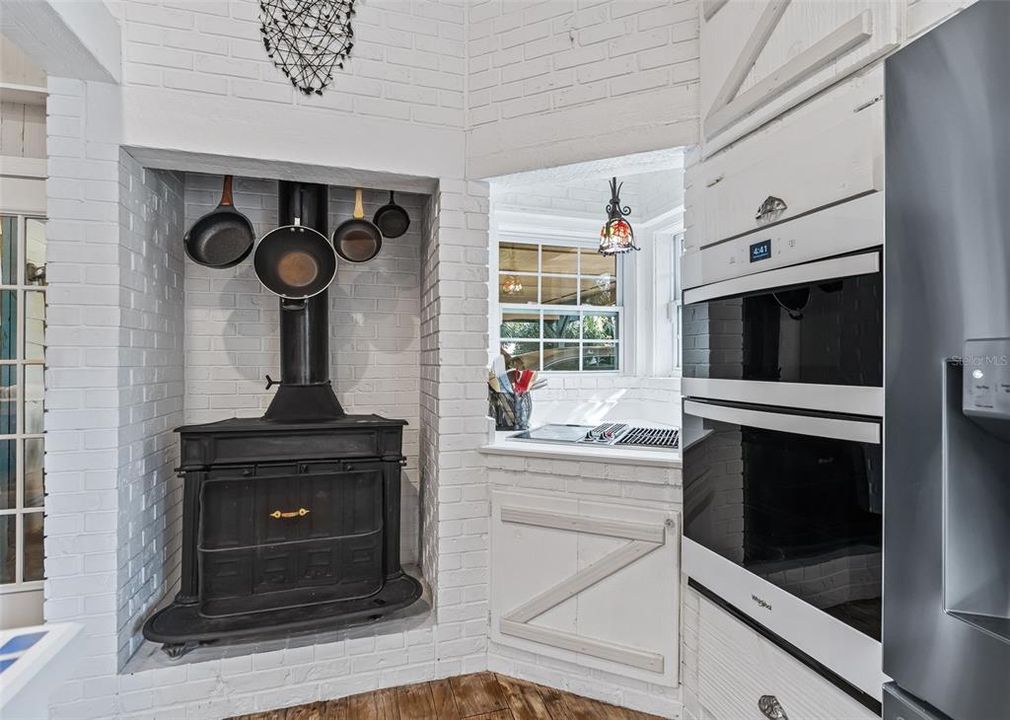 For Sale: $1,150,000 (4 beds, 3 baths, 3542 Square Feet)