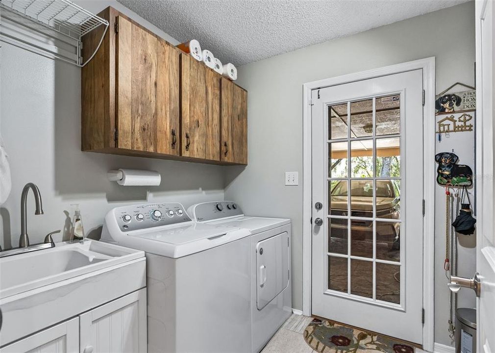For Sale: $1,150,000 (4 beds, 3 baths, 3542 Square Feet)