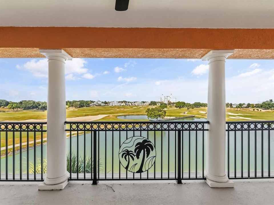 For Sale: $875,000 (6 beds, 6 baths, 5313 Square Feet)