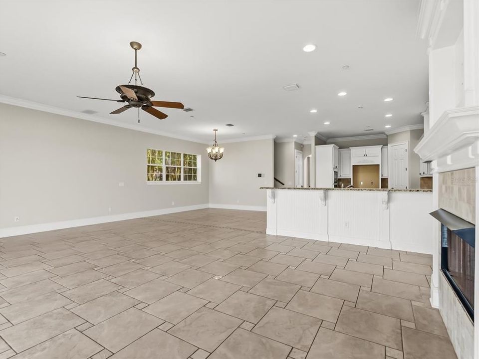 For Sale: $875,000 (6 beds, 6 baths, 5313 Square Feet)