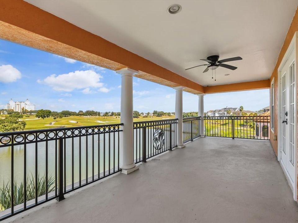 For Sale: $875,000 (6 beds, 6 baths, 5313 Square Feet)