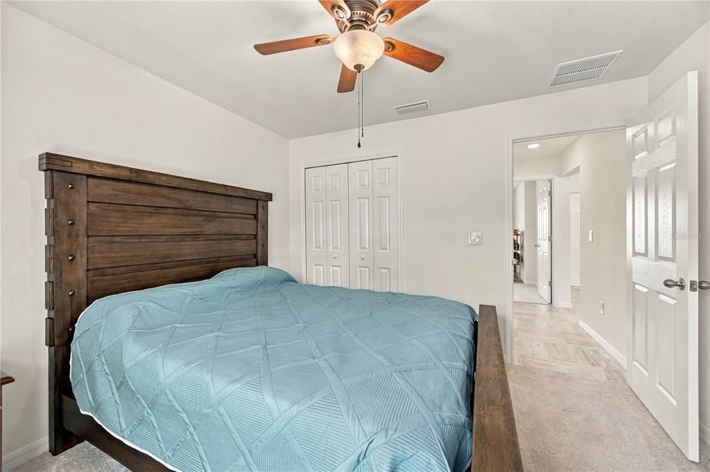 En Venta: $339,900 (3 camas, 2 baños, 1403 Pies cuadrados)