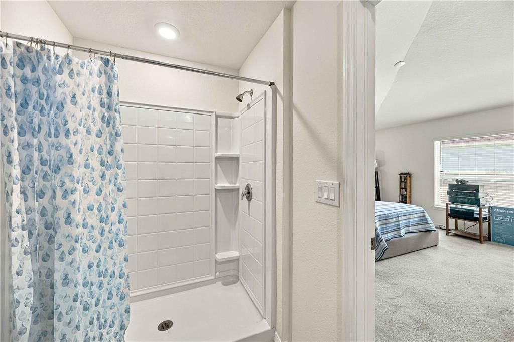 En Venta: $339,900 (3 camas, 2 baños, 1403 Pies cuadrados)