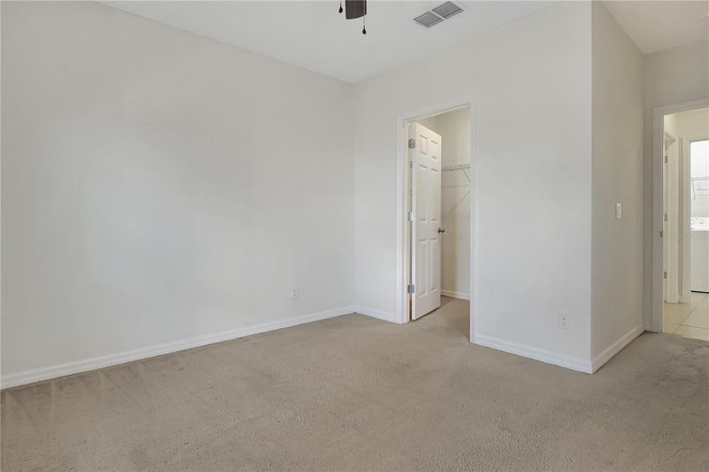 For Rent: $1,995 (4 beds, 3 baths, 1950 Square Feet)