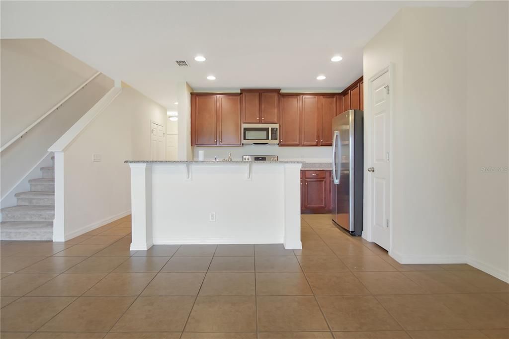 For Rent: $1,995 (4 beds, 3 baths, 1950 Square Feet)