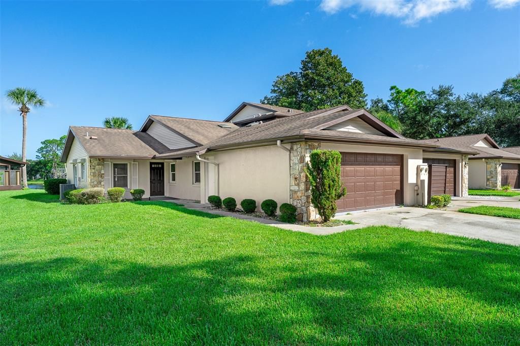 For Sale: $325,000 (3 beds, 2 baths, 1394 Square Feet)