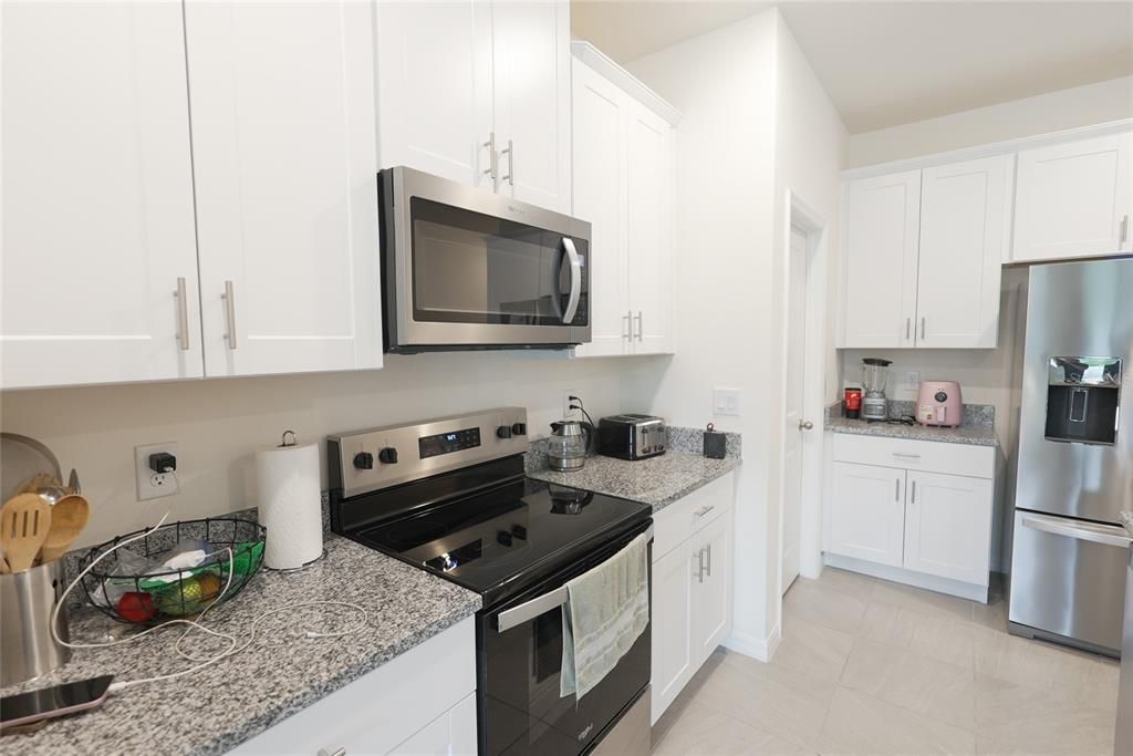 В аренду: $2,450 (3 спален, 2 ванн, 1628 Квадратных фут)