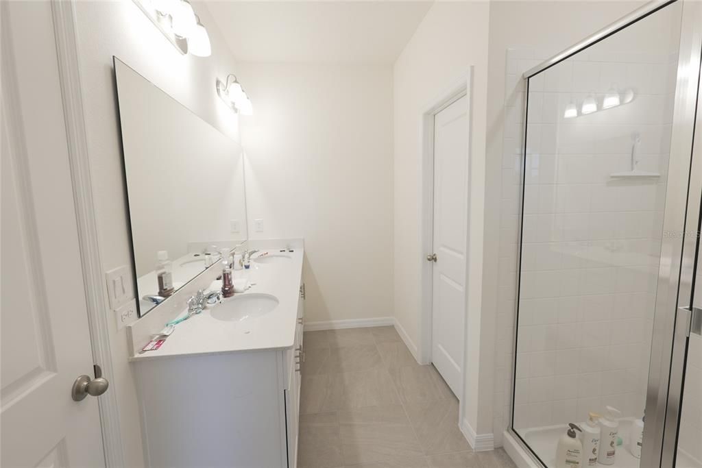 В аренду: $2,450 (3 спален, 2 ванн, 1628 Квадратных фут)