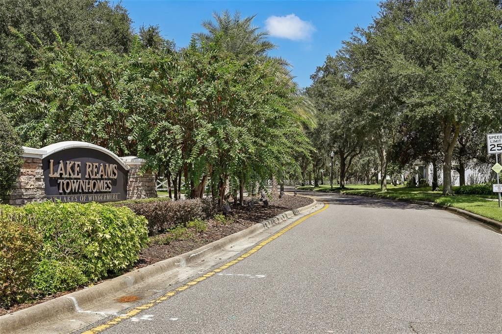 For Sale: $379,900 (3 beds, 2 baths, 1480 Square Feet)