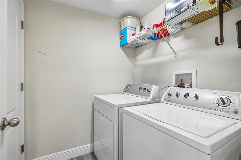 For Sale: $379,900 (3 beds, 2 baths, 1480 Square Feet)